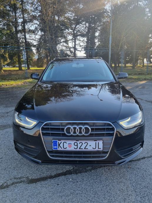 Audi A4 Avant 2,0 TDI, fotografija 3