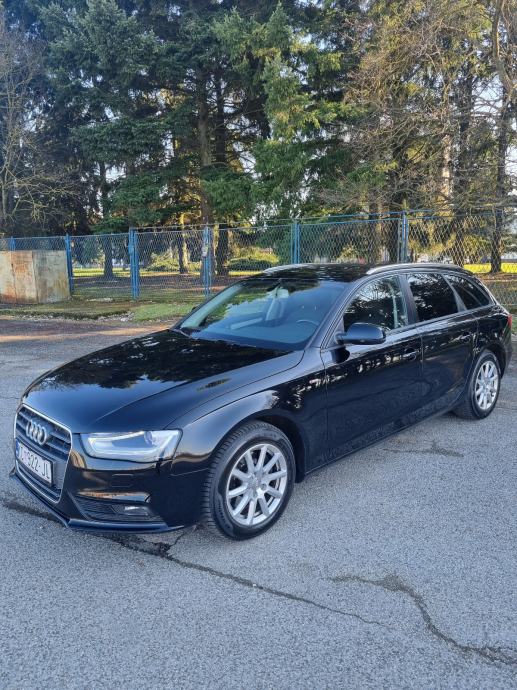Audi A4 Avant 2,0 TDI, fotografija 2