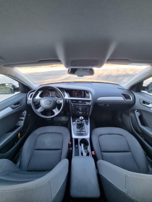 Audi A4 Avant 2,0 TDI, fotografija 16