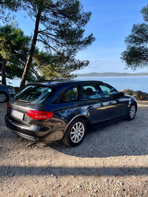 Audi A4 Avant 2,0 TDI, fotografija 5