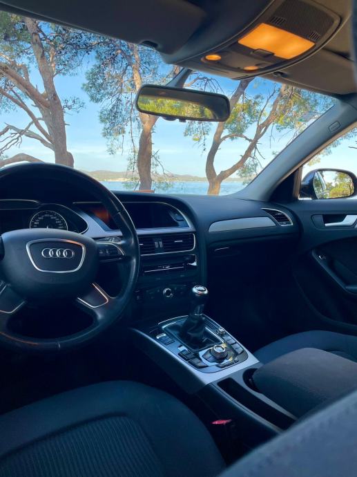 Audi A4 Avant 2,0 TDI, fotografija 7