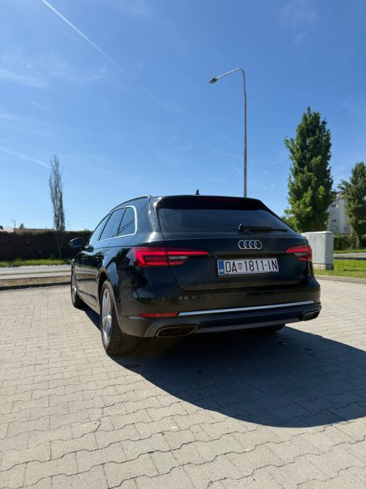 Audi A4 Avant 2,0 TDI, fotografija 2
