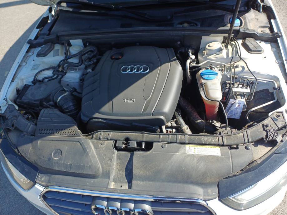 Audi A4 Avant 2,0 TDI Sport, fotografija 7