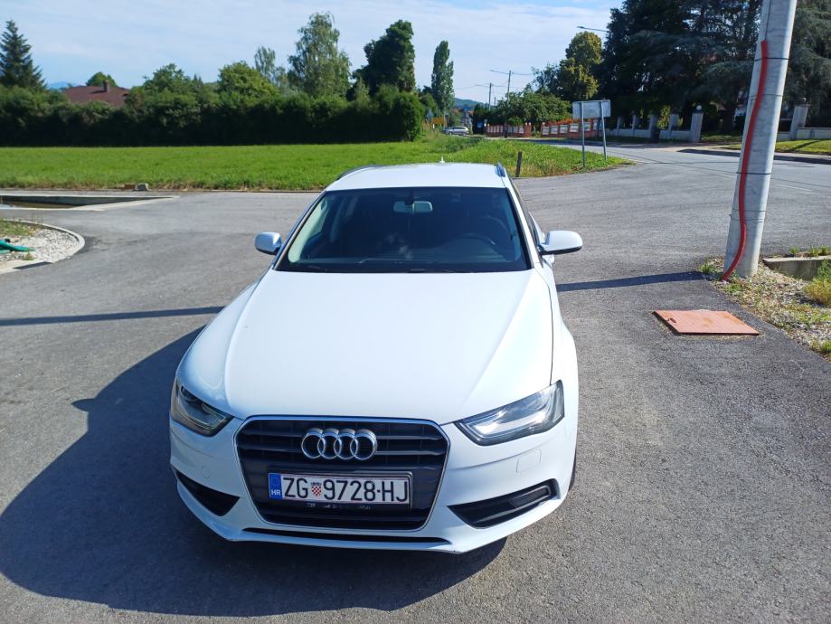 Audi A4 Avant 2,0 TDI Sport, fotografija 8