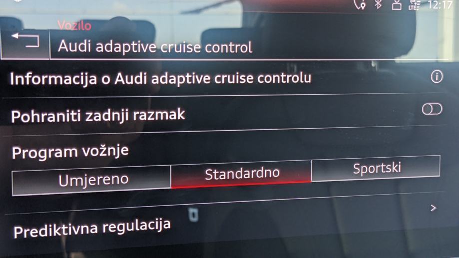 AUDI A4 AVANT 30 TDI S-TRONIC ADVANCED+, fotografija 18