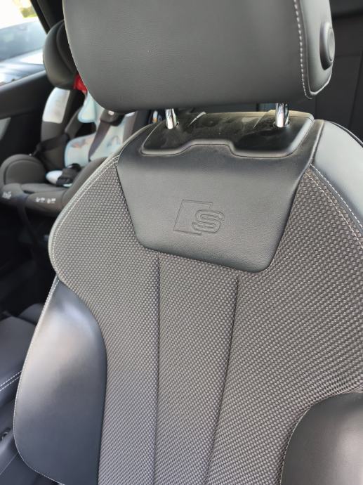 Audi A4 Avant 30 TDI S line 2022 god., fotografija 12