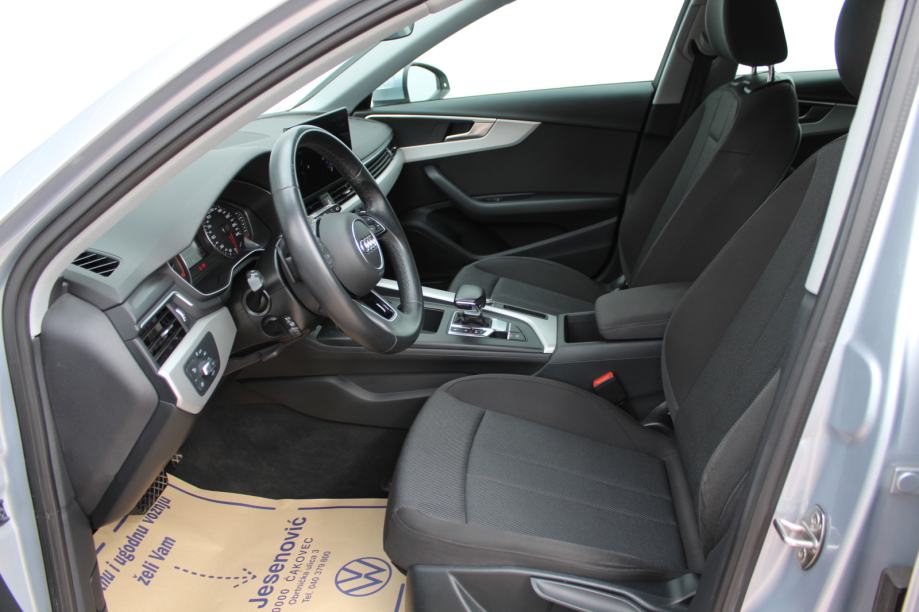 Audi A4 Avant 30 TDI S tr, fotografija 8