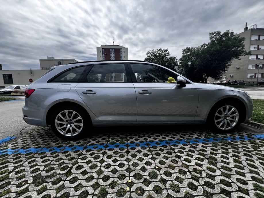 Audi A4 Avant 30 TDI S tronic, veliki servis, reg. 06/2027, fotografija 13