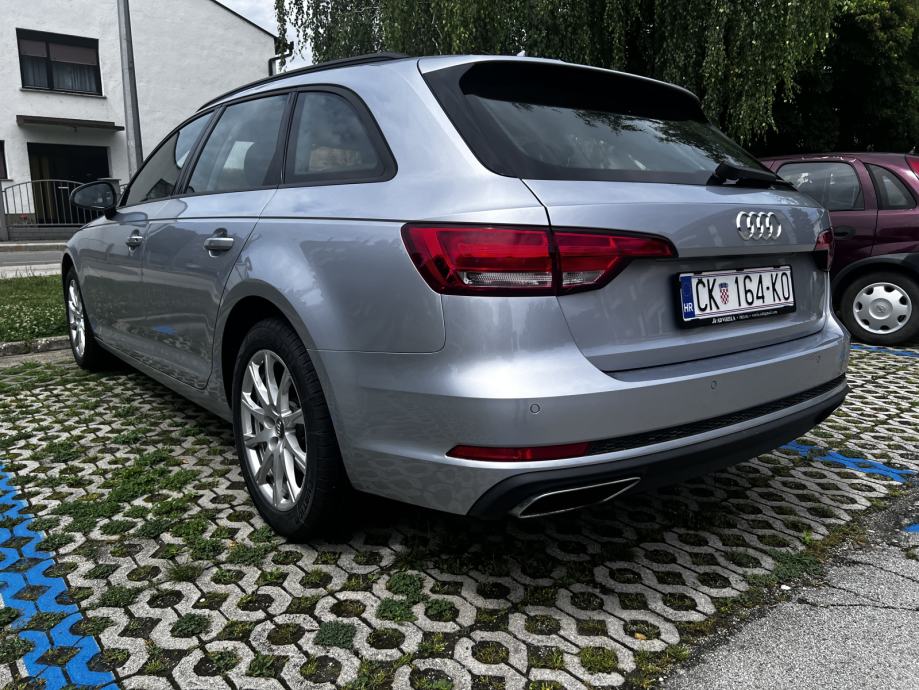 Audi A4 Avant 30 TDI S tronic, veliki servis, reg. 06/2027, fotografija 10