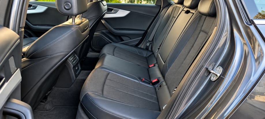 Audi A4 Avant 35 TDI S LINE / HR / VELIKI SERVIS !, fotografija 13