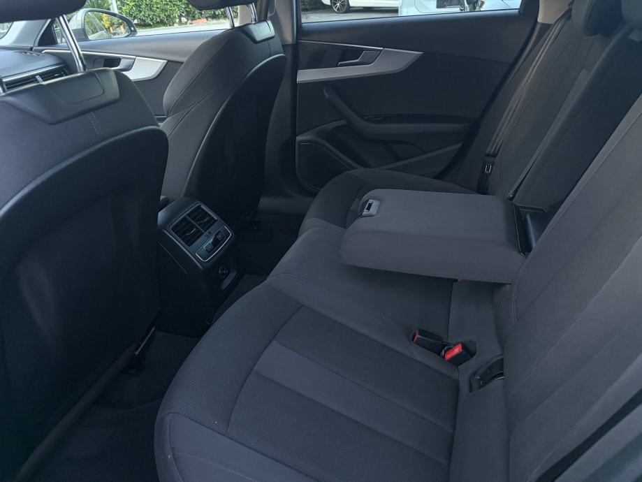 Audi A4 Avant 40 TDI automatik Matrix Virtual ACC *Servisna* *Jamstvo*, fotografija 17