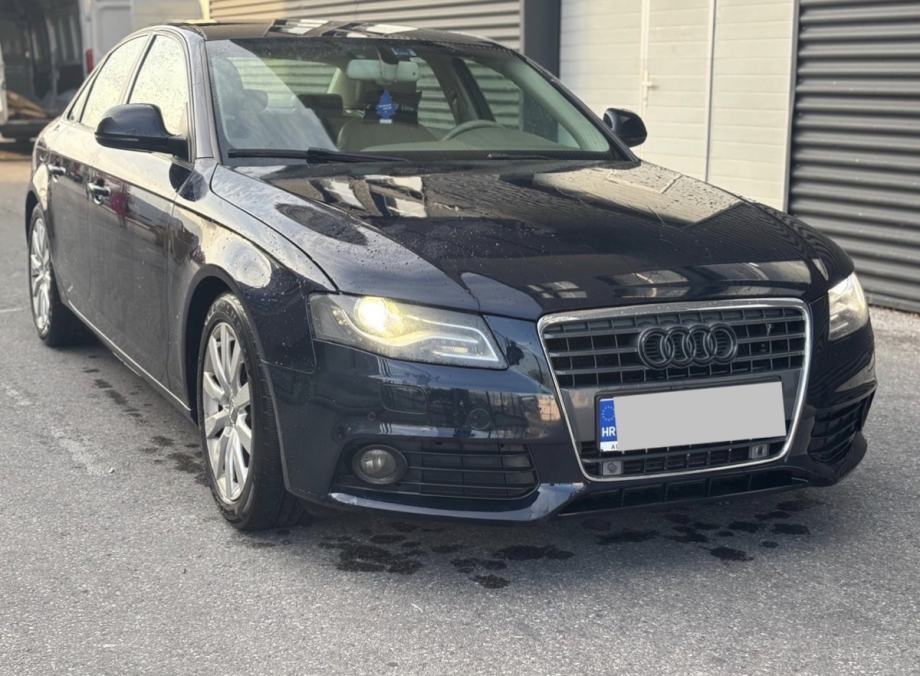 AUDI A4 Sport Automatik 2.0 TDI SPORT KOZA NAVI TEMPOMAT PARK SENZORI, fotografija 3