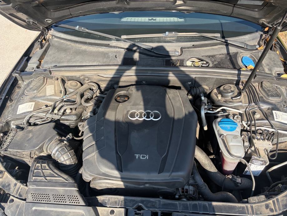 AUDI A5 2.0 TDI SPORT, fotografija 8