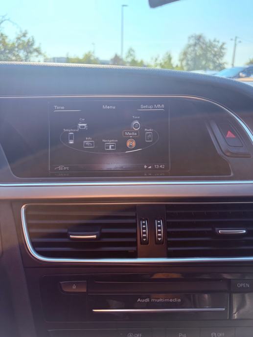 AUDI A5 2.0 TDI SPORT, fotografija 12