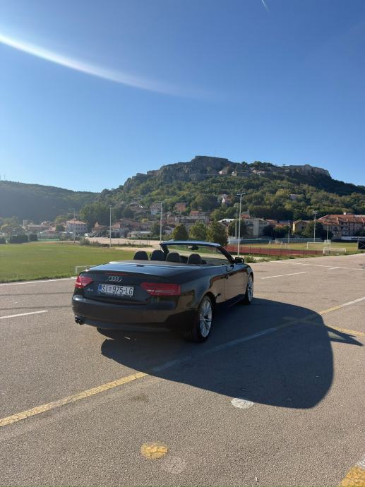 Audi A5 Cabrio 2,0 TDI, fotografija 11