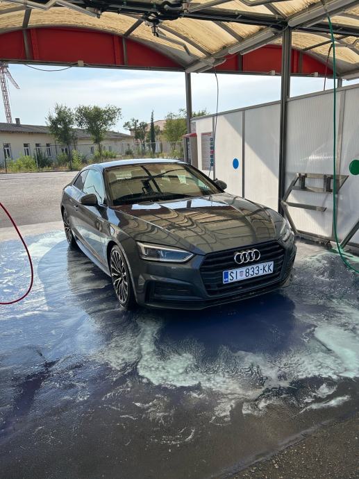 Audi A5 Coupe 2,0 TDI automatik, fotografija 3