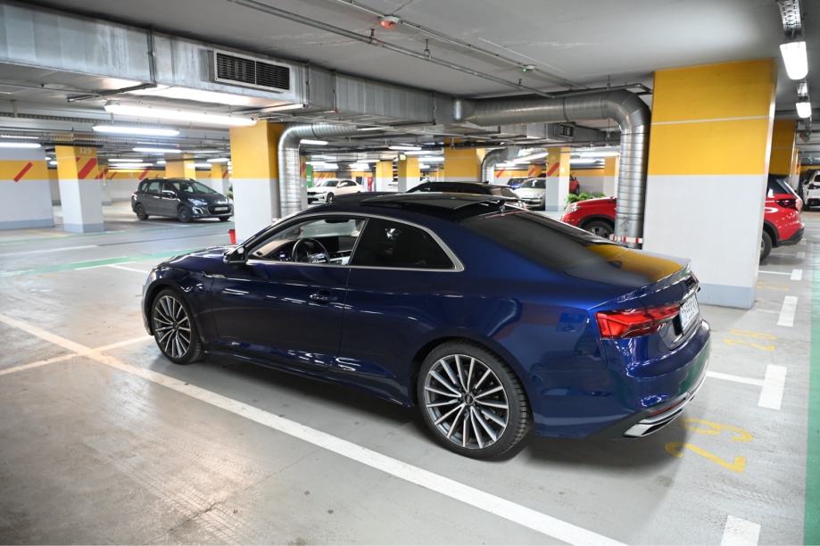 Audi A5 Coupe 4x4 40 TDI REG do 4.2027, fotografija 20