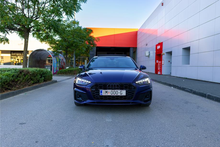 Audi A5 Sportback 2.0 TDI *S-LINE LIMITED *FULL OPREMA *1.vl *PRILIKA!, fotografija 6