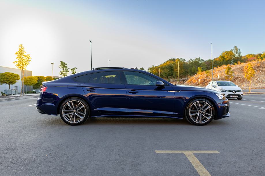 Audi A5 Sportback 2.0 TDI *S-LINE LIMITED *FULL OPREMA *1.vl *PRILIKA!, fotografija 4