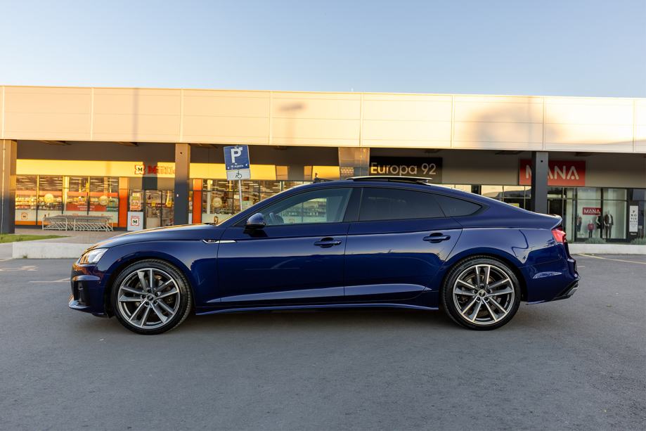 Audi A5 Sportback 2.0 TDI *S-LINE LIMITED *FULL OPREMA *1.vl *PRILIKA!, fotografija 3
