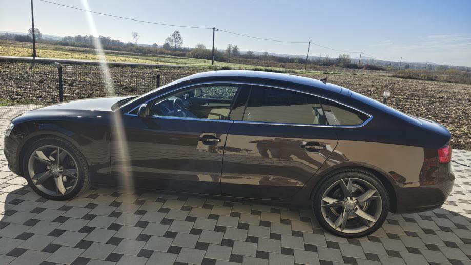 Audi A5 Sportback 2,0 TDI, reg 1 god, servisna, kao nov, fotografija 7