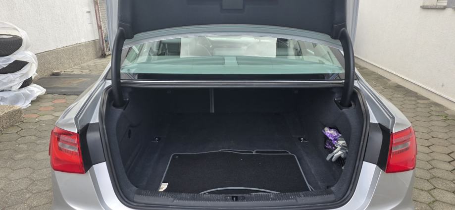 Audi A6 2,0 TDI,prvi vlasnik,nema pristojbe,registriran,AKCIJA, fotografija 9