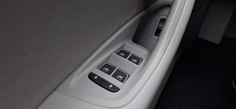 Audi A6 2,0 TDI, BI-XENON, AUT. KLIMA, NAVI, TEMP, 2XPDC, REG 04/27..., fotografija 10