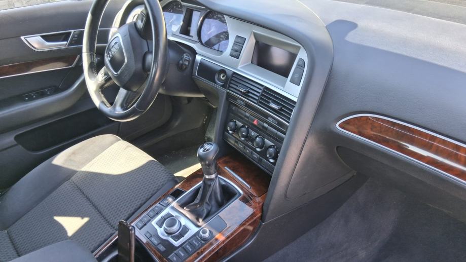 Audi A6 2,4 benz.-2007/8g..reg 1 god.odličan.2699eur, fotografija 7