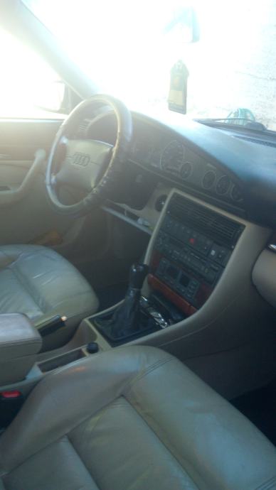 Audi A6 2,6 E V6 plin reg. 07.2027, fotografija 10