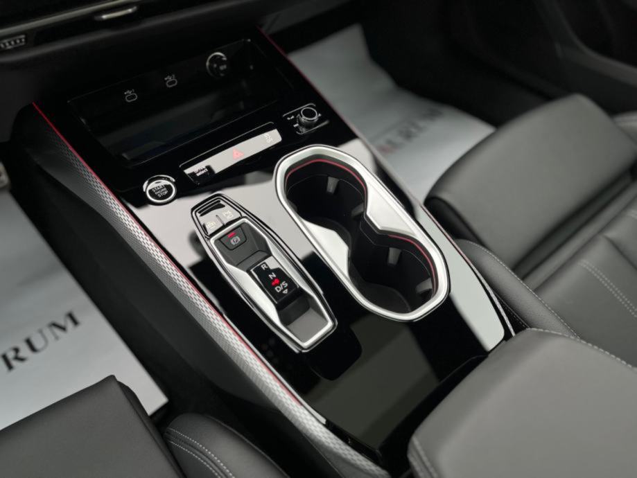 Audi A6 40TDI NOVI MODEL *S-LINE* 3x VIRTUAL,PANO,360°KAM,TV.JAMSTVO, fotografija 17