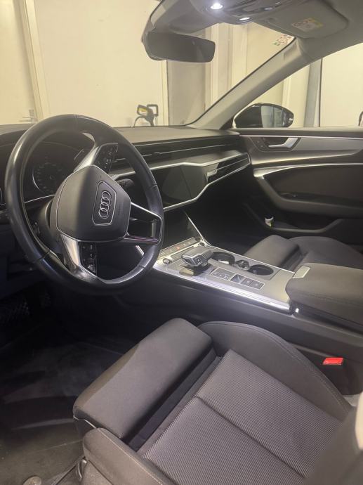 Audi A6 45 TFSI UPRAVO SERVISIRAN, NIKAD UDAREN, fotografija 13