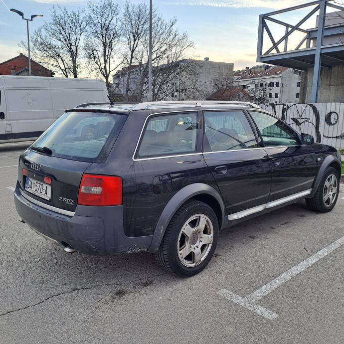 Audi A6 Allroad 2,5 TDI, 2005., servisna knjiga, odličan, 2005 god.