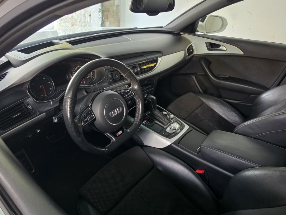 Audi A6 Avant 2,0 TDI, S line, fotografija 8