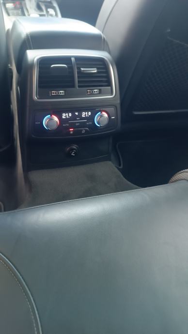 Hitno! Audi A6 3,0TDI,reg7/27,169tkm,S-line,black line,novi mehatronik, fotografija 11