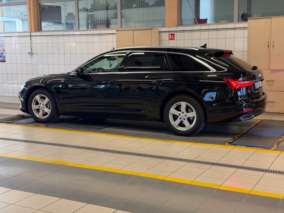 Audi A6 avant 40 TDI S-line, reg, vel.servis, 2 seta, fotografija 2