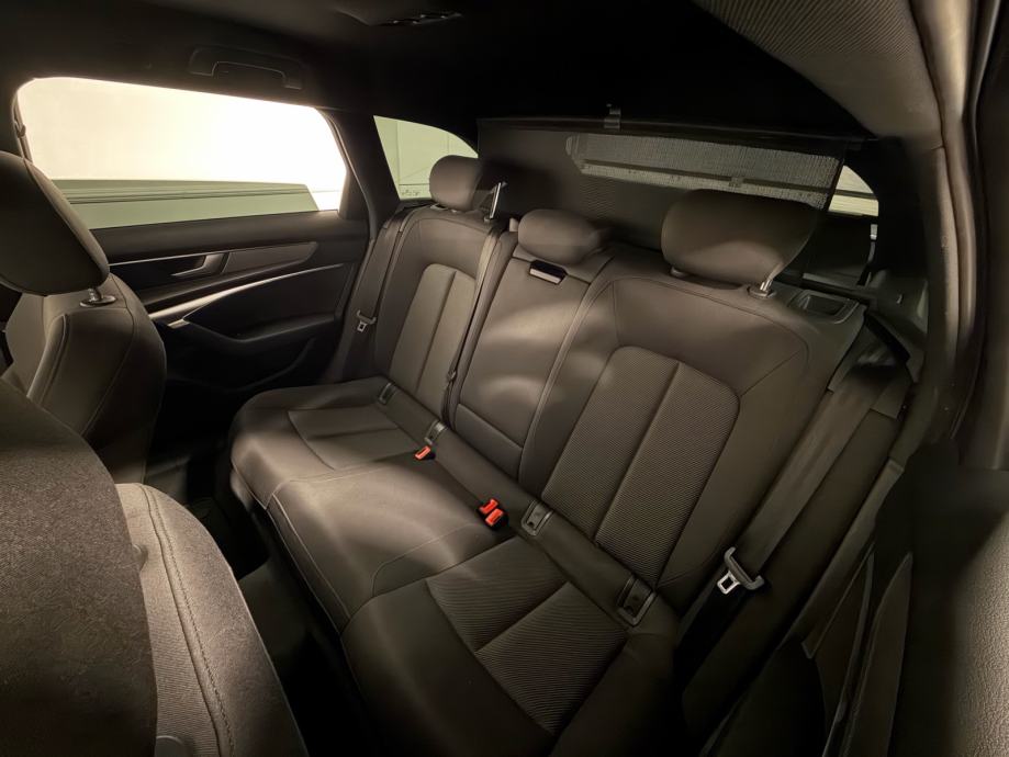Audi A6 avant 40 TDI S-line, reg, vel.servis, 2 seta, fotografija 13