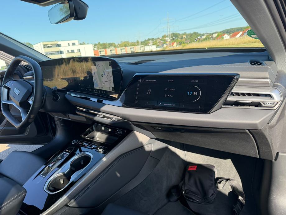 Audi A6 Novi Model, 1. vlasnik / 9.200 km / 204 KS / TOP OPREMA, fotografija 6