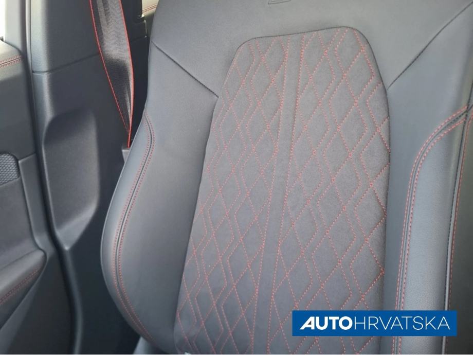 AUDI A6 TFSI E HIBRID - TVORNIČKO JAMSTVO, 59.000,00 €, fotografija 11