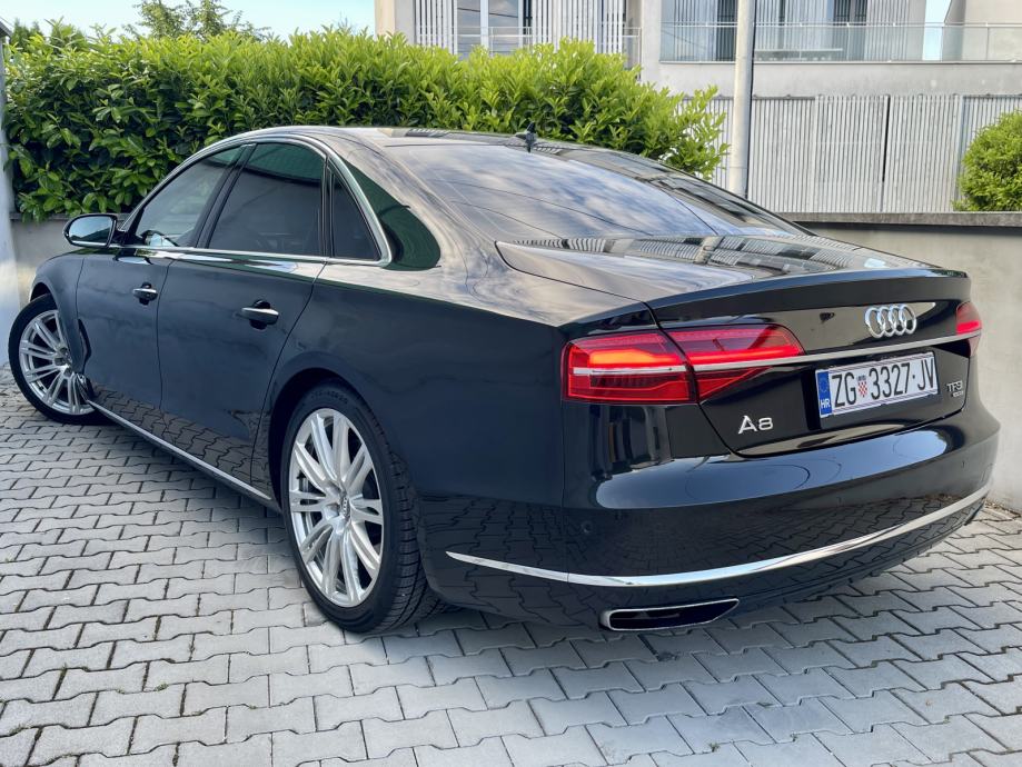 Audi A8 4.0 TFSI | 42.000 km | 435 ks, fotografija 16