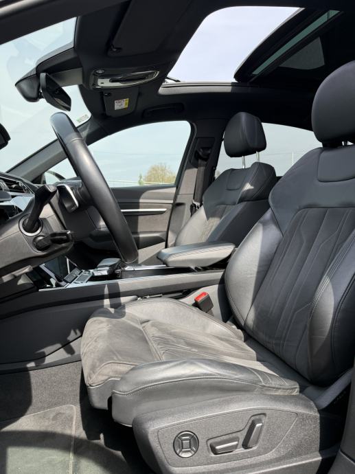 Audi E-tron 55 quattro advanced ~HUD~MATRIX LED~VIRTUAL~B&O~360/3D kam, fotografija 11