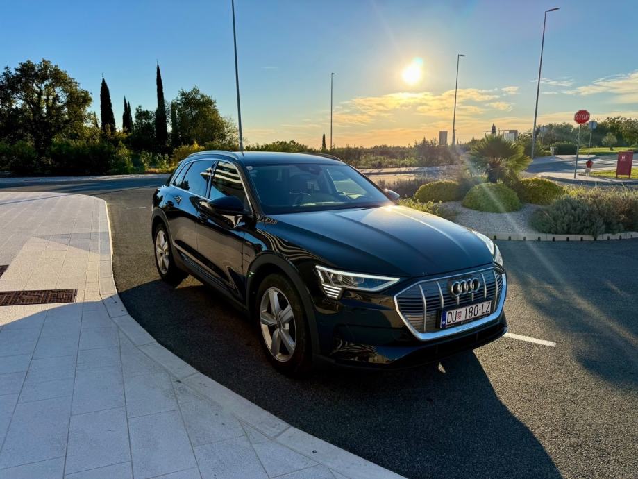 Audi e-tron 55 quattro automatik, fotografija 2