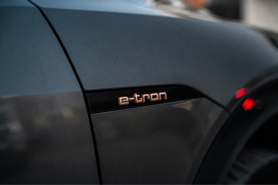 Audi E-tron Sportback 3x S-line, fotografija 18