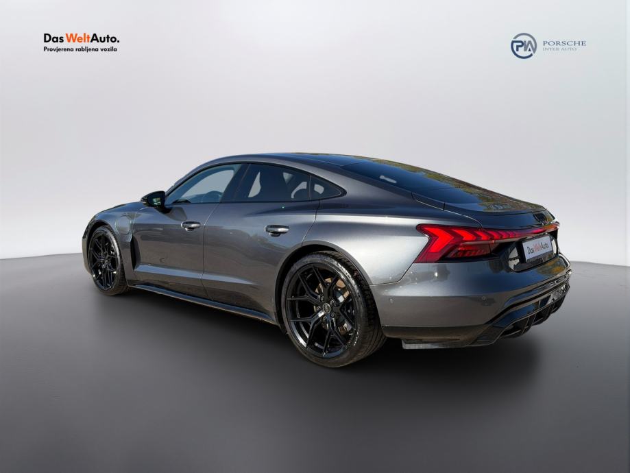 Audi e-tron GT quattro, fotografija 3