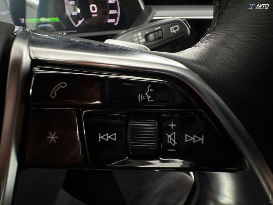Audi e-tron quattro 50 electric 230kW.NEMAČKI+4ALU.KAMERA.LED, fotografija 14