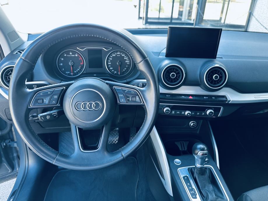 Audi Q2 - 1.5 benzin (150 KS) 35TFSI SPORT, automatik, 2019, fotografija 14