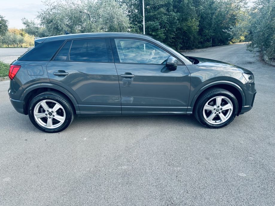 Audi Q2 - 1.5 benzin (150 KS) 35TFSI SPORT, automatik, 2019, fotografija 7