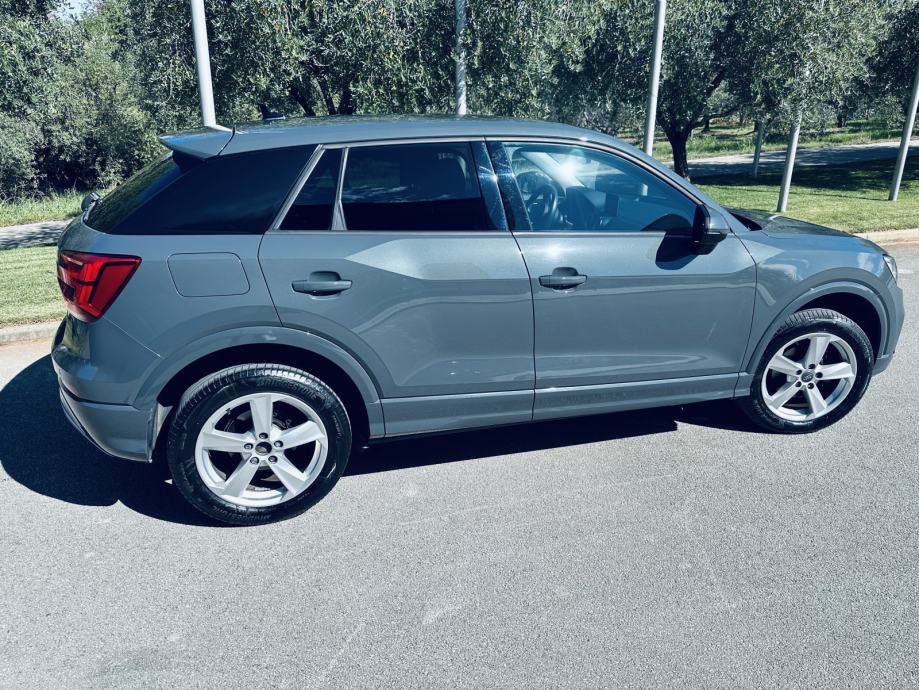 Audi Q2 - 1.5 benzin (150 KS) 35TFSI SPORT, automatik, 2019, fotografija 11