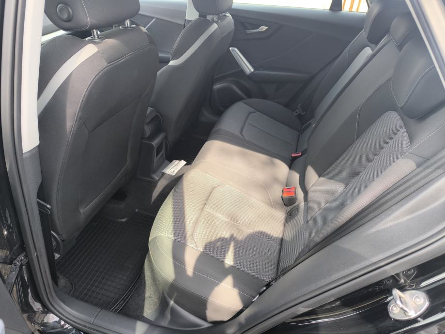 Audi Q2 1,6 TDI DSG Stronic, fotografija 13