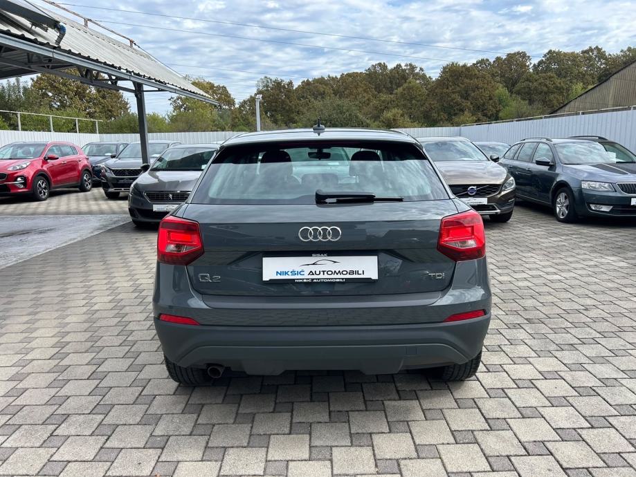 Audi Q2 1.6 TDI *garancija na km*, fotografija 4