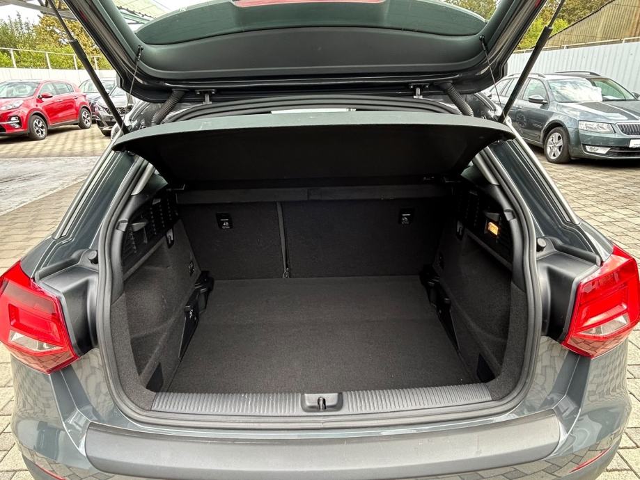 Audi Q2 1.6 TDI *garancija na km*, fotografija 12
